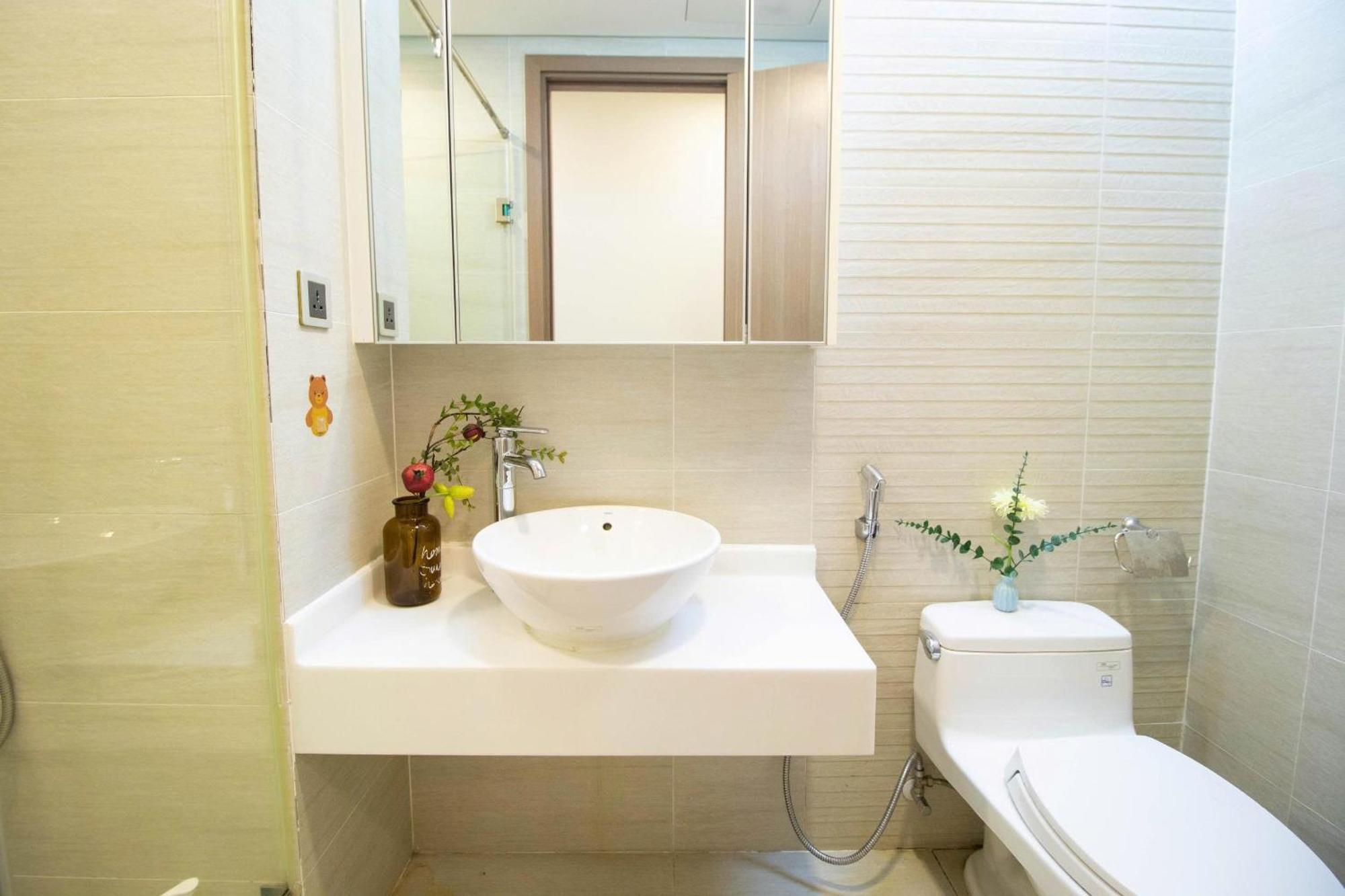 The Lexington Suites, Vinhomes Park & Paranomic View Căn hộ